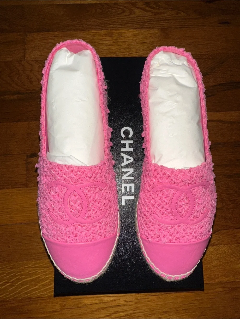 NWT Chanel Pink 2024 Interlocking CC Logo Espadrilles